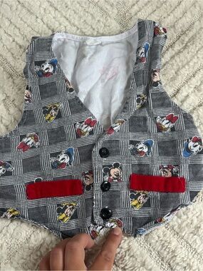 Vintage 90s Disney Mickey vest